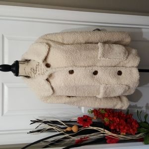 Woman Hot Kiss Ivory Color Button Faux Fur Coat Size Large